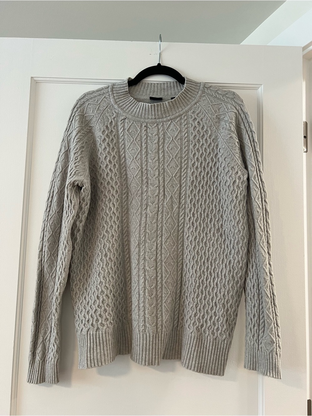 Women's Cable Knit Turtleneck Sweater - Light Gray